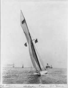 Sailboats sailing)- DEFENDER LCCN2003688317 photo