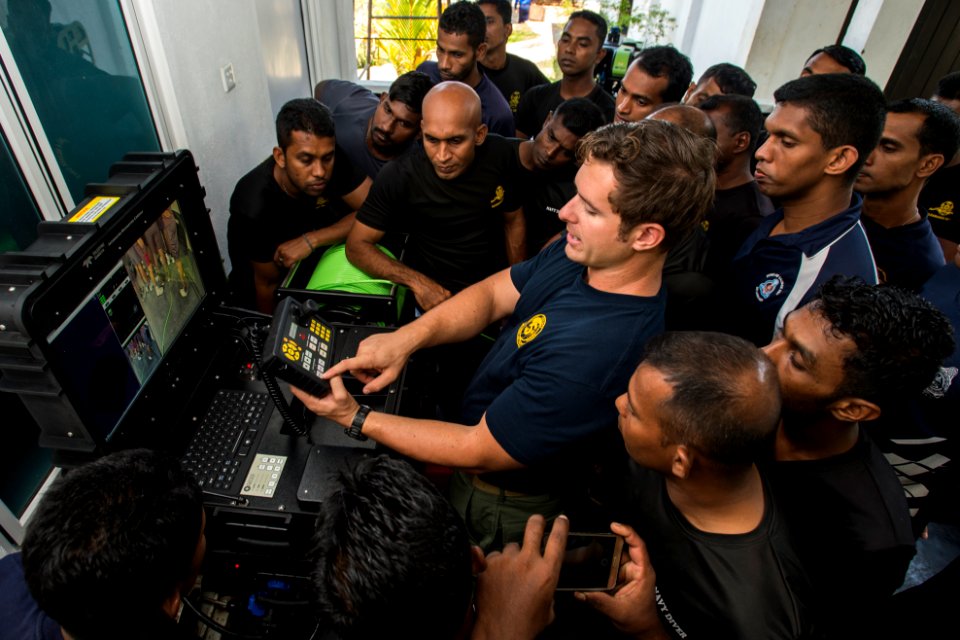 Sailor conducts a SeaBotix remotely operated vehicle during Sri Lanka Humanitarian Mine Action mission. (28762022983)