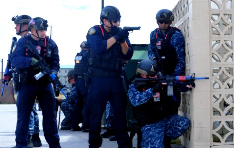 Sailors conduct an anti-terrorism exercise in Florida. (8509277699)