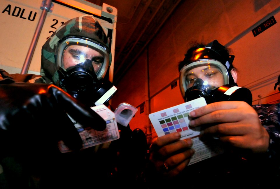 Sailors conduct general quarters drill DVIDS231978