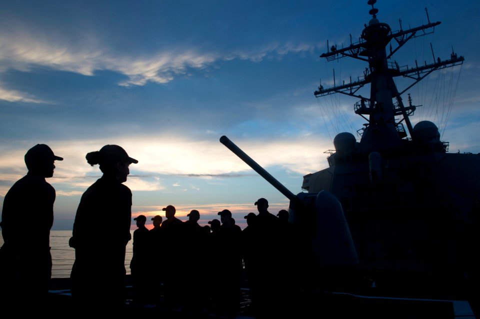 Sailors conduct quarters at sunrise. (21029261594)