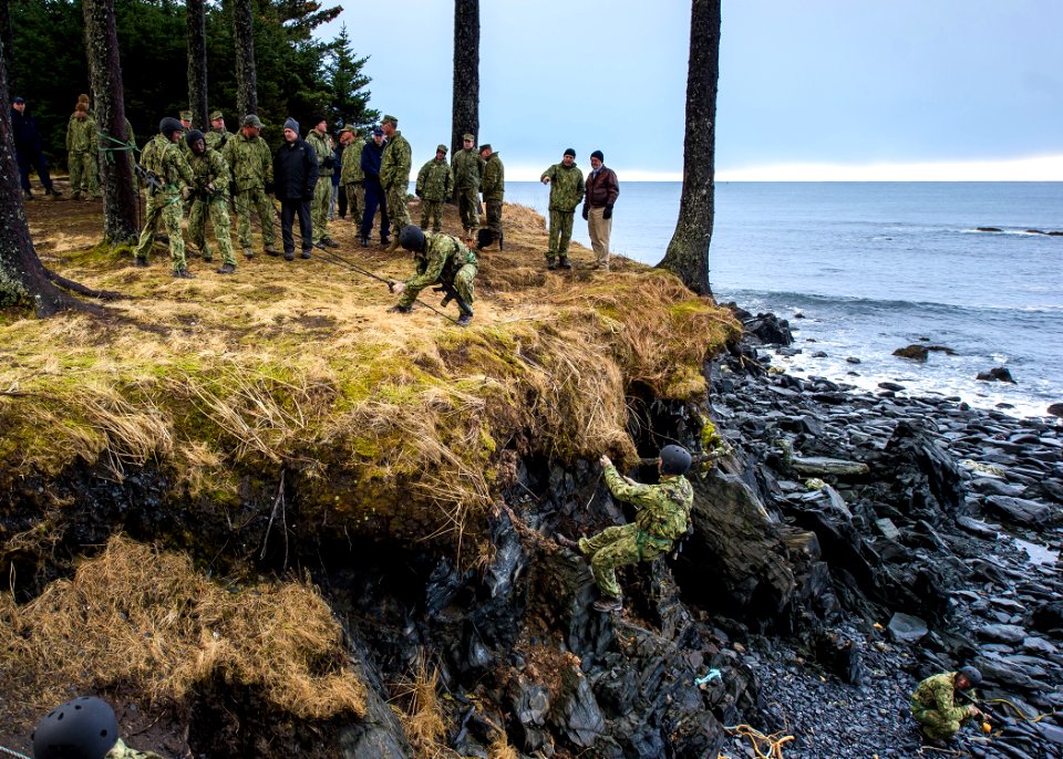 Sailors demonstrate training at at Naval Special Warfare Center Detachment Kodiak. (8492128119)