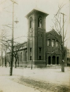 Saint Leo Catholic Church, Chicago, 1913 (NBY 521)