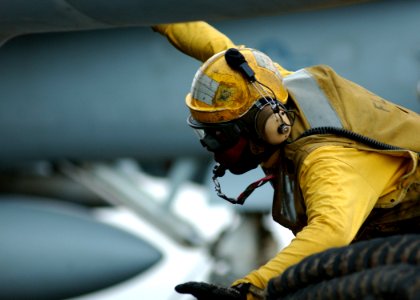 Sailors in action DVIDS41382