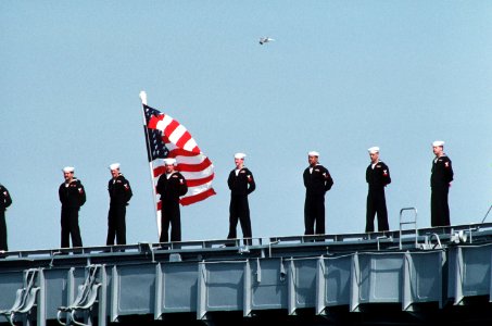 Sailors man the rails aboard USS Midway (CV-41) during her decommissioning ceremony, 11 April 1992 (6495898)