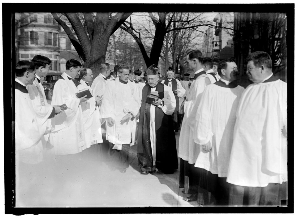 SAINT THOMAS P.E. CHURCH. CONSECRATION SERVICES. 2ND FROM LEFT, REV. DR. GEORGE W. ATKINSON; 3RD, REV. CHARLES T. WARNER; 4TH, REV. JOSEPH E. WILLIAMS; 5TH, NELMS, CHOIR MASTER; 6TH, BISHOP LCCN2016864190