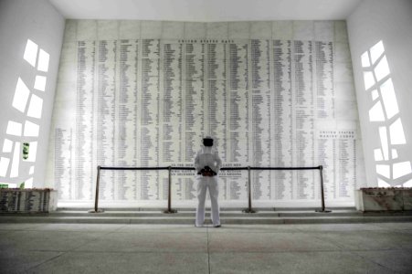 Sailors conduct colors at USS Arizona Memorial 141107-N-MV308-352