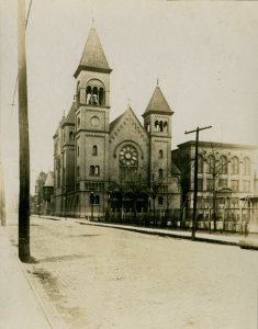 Saint Boniface Church, Chicago, 1913 (NBY 968) photo