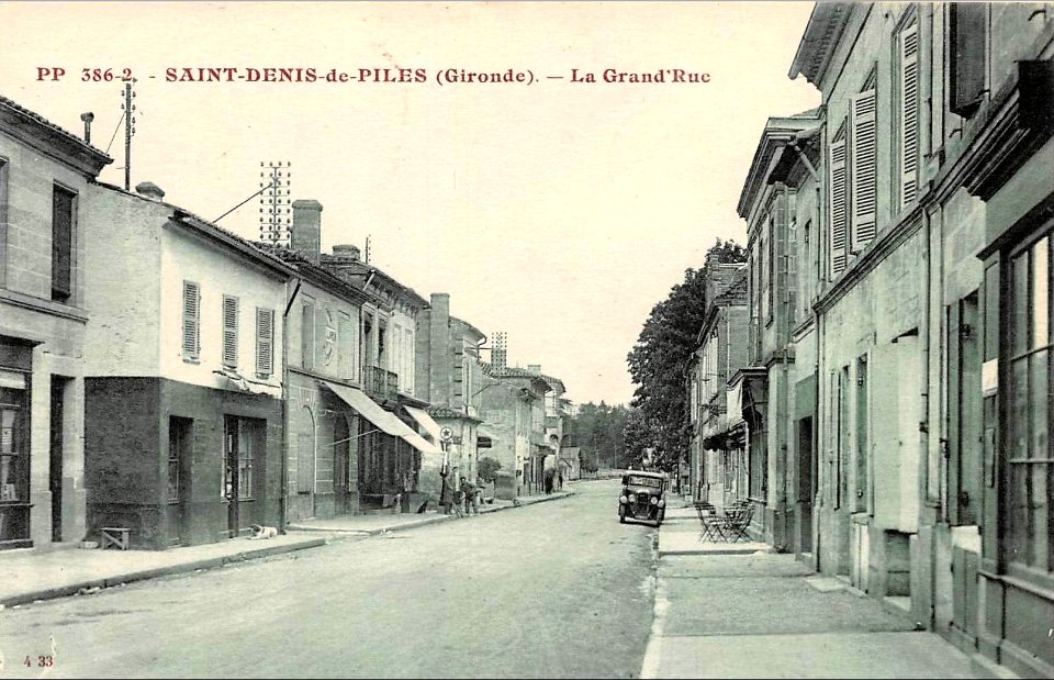 Saint-Denis-de-Pile - bourg 3