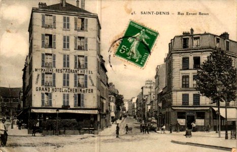 Saint-Denis.Rue Ernest-Renan