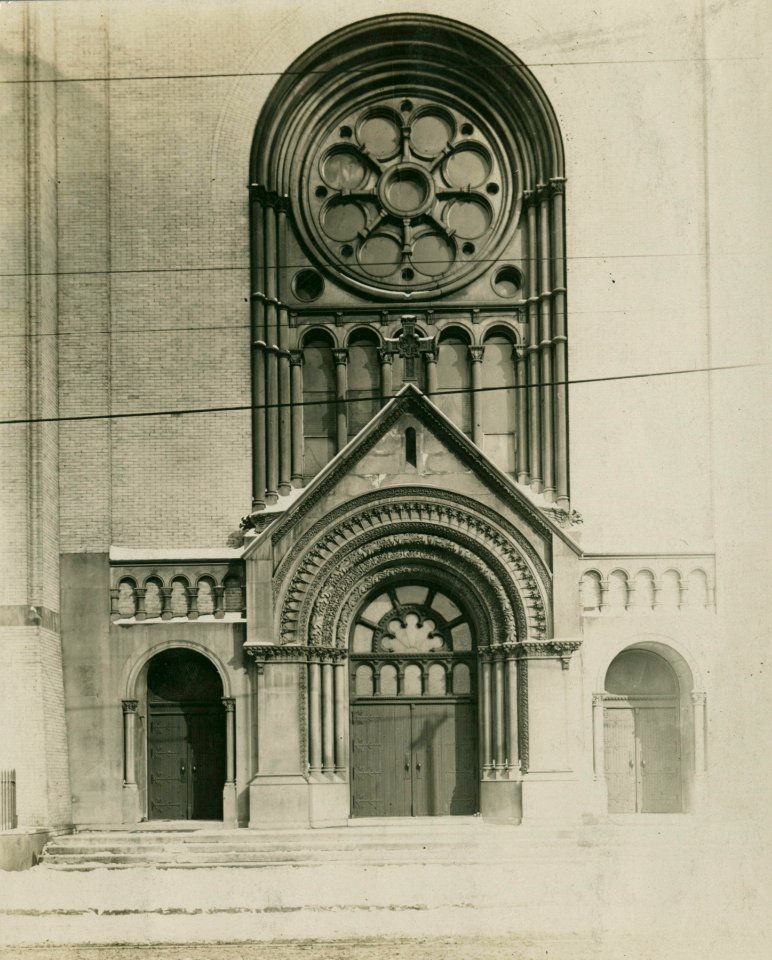 Saint Josaphat Church, Chicago, 1913 (NBY 961)