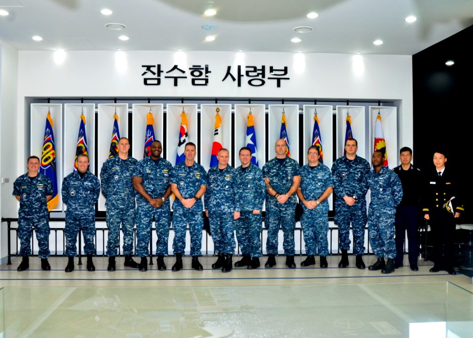Sailors visit Jinhae Naval Base 150316-N-YM720-035