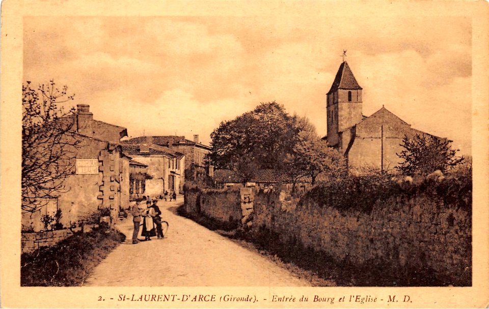 Saint-Laurent-d'Arce - Bourg 3
