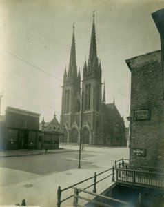 Saint Paul Catholic Church, Chicago, 1913 (NBY 618) photo