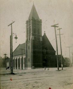 Saint George Church, Chicago, 1913 (NBY 587) photo