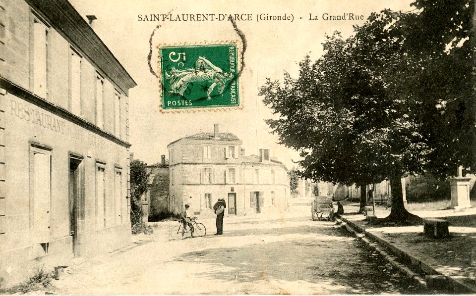 Saint-Laurent-d'Arce - Bourg 1