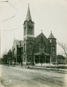 Saint Laurence Church, Chicago, 1913 (NBY 936) photo