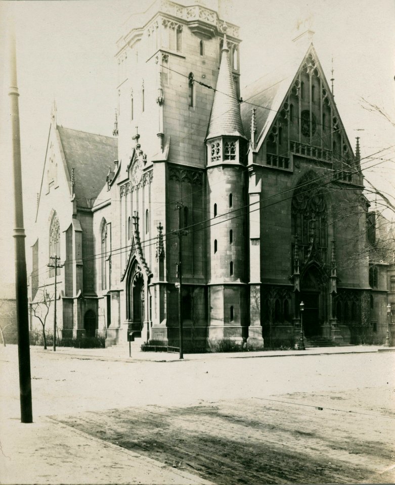 Saint Martin's Church, Chicago, 1913 (NBY 722)