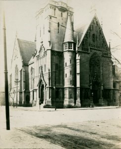 Saint Martin's Church, Chicago, 1913 (NBY 722) photo