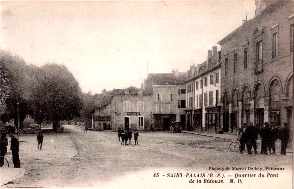 Saint-Palais (64) - quartier du pont