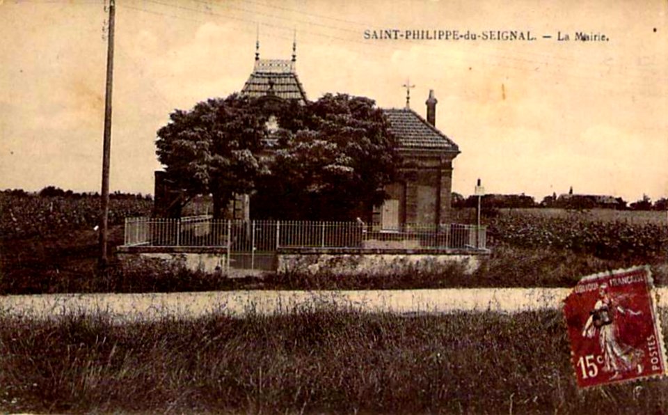 Saint-Philippe-du-Seignal - Mairie 1