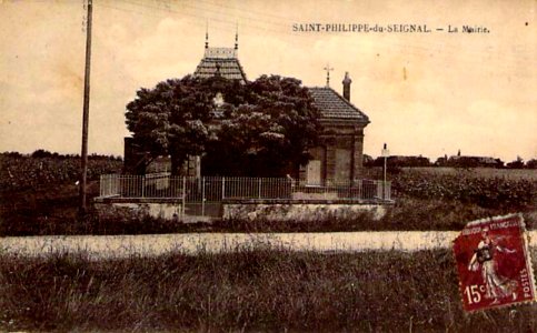 Saint-Philippe-du-Seignal - Mairie 1