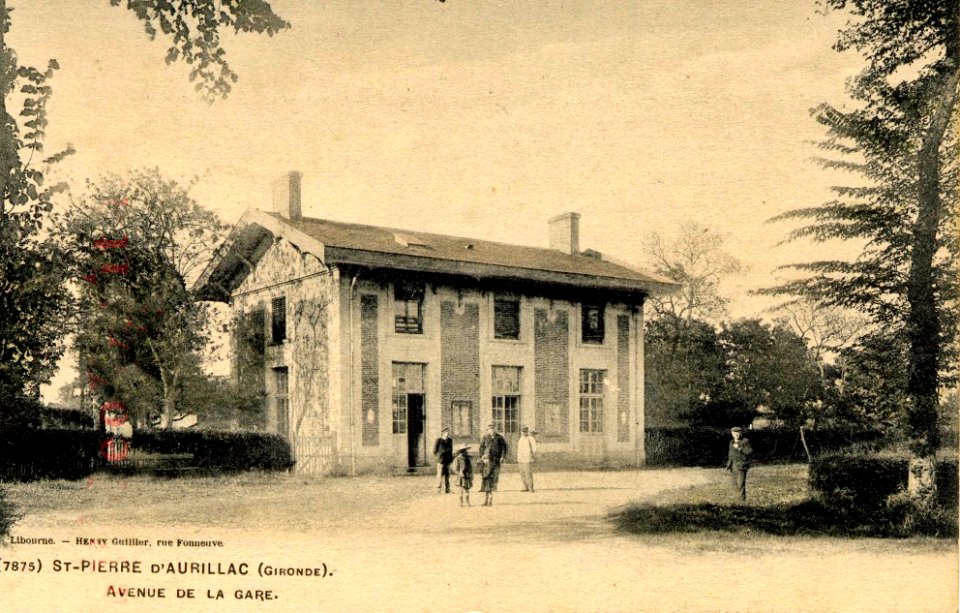 Saint-Pierre-d'Aurillac - Gare 12