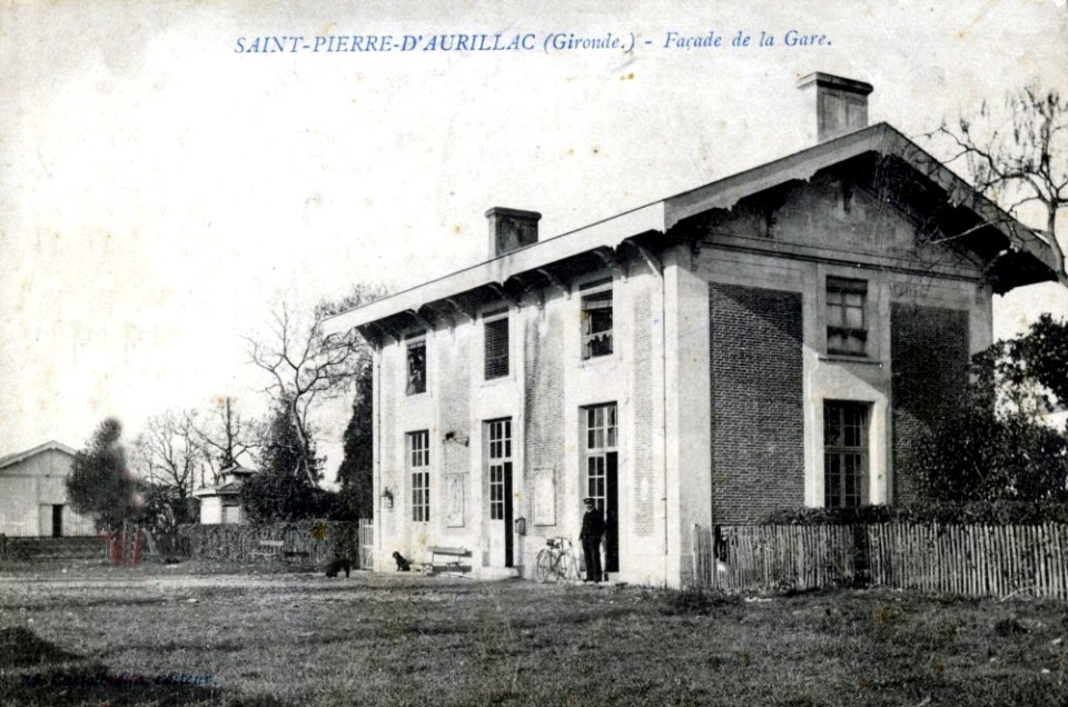 Saint-Pierre-d'Aurillac - Gare 10
