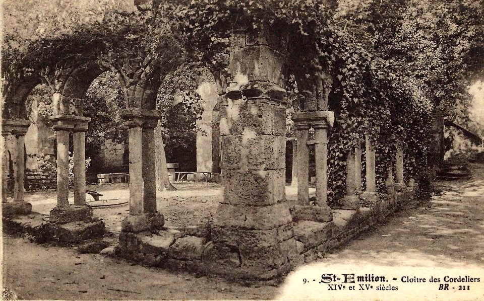 Saint-Emilion cloître des Cordeliers 3d