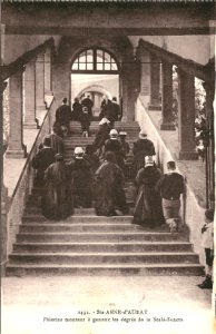 Sainte-Anne-d'Auray-FR-56-vers 1930-la scala-sancta-pélerins à genou