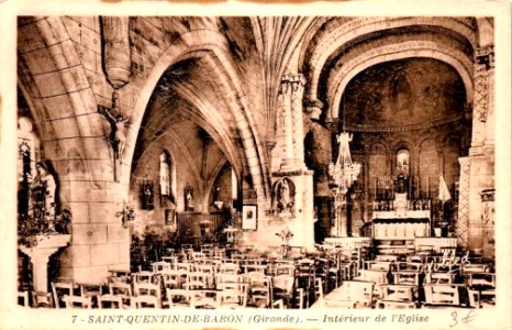 Saint-Quentin-de-Baron - église 5