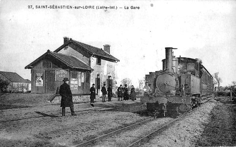 Saint-Sebastien-sur-Loire station (30991380547) photo