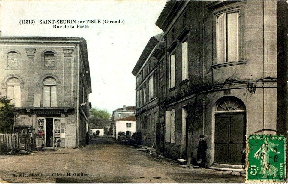 Saint-Seurin-sur-l'Isle - rue de la Poste 1