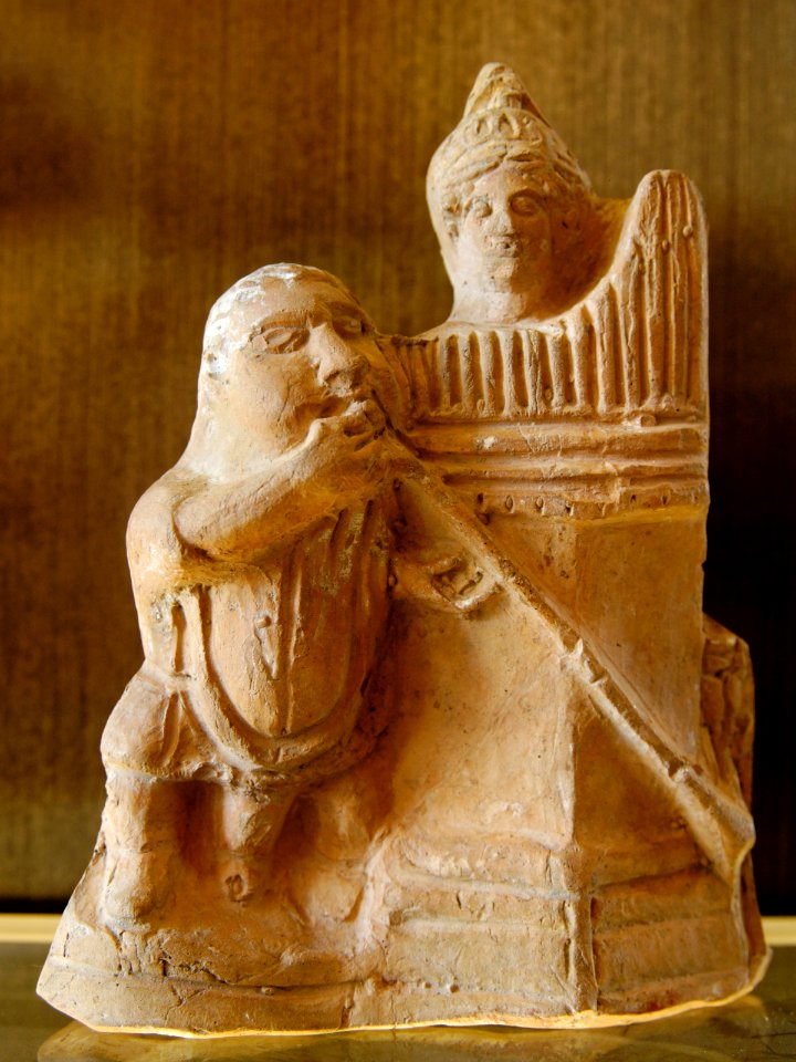 Salpinx hydraulis players Louvre CA426
