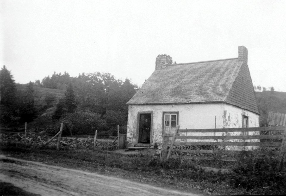 Sainte-Famille-de-l Ile-d Orleans - maison y, vers 1920