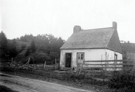 Sainte-Famille-de-l Ile-d Orleans - maison y, vers 1920 photo