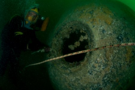 Salvage survey 141230-N-BJ254-003