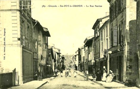 Sainte-Foy-la-Grande - rue Perrine 1