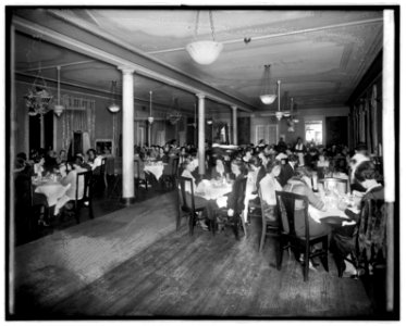 Salvation Army dining room, Dewey Hotel, (Washington, D.C.) LCCN2016823802