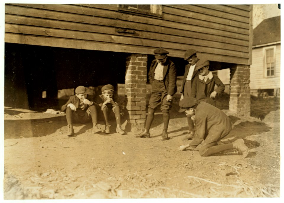 Salisbury, (N.C.) Cotton Mill. A game of marbles. All these boys work in the mill. LOC nclc.01525