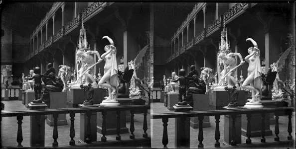 Sala del Palau de Belles Arts del parc de la Ciutadella amb escultures (AFCEC BORDAS D 4332)