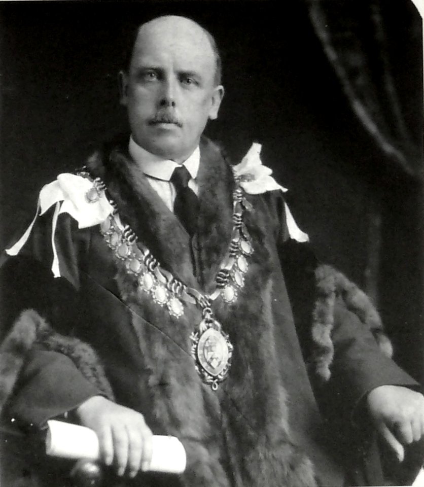 Sam Jones Mayor of Barnsley (2)