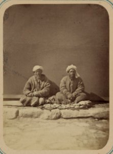 Samarkandskii bazar i ego tipy. Doktor prodaiushchii lekarstva (tabibi daru-furush) LCCN2007682578