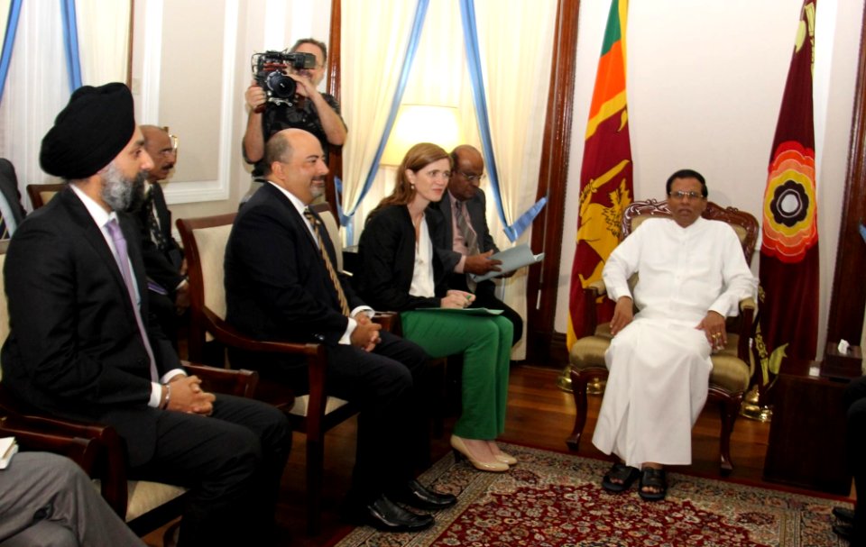 Samantha Power meets Maithripala Sirisena 3