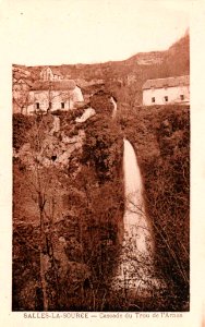 Salles-La-Source - Cascade du Trou de l'Arnus