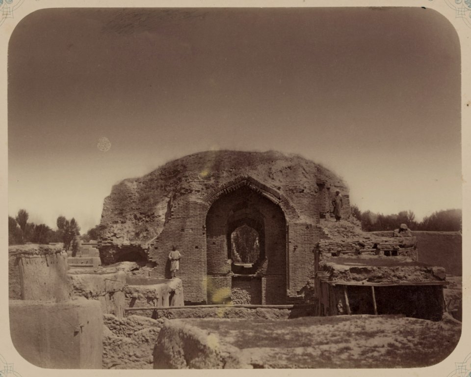 Samarkandskiia drevnosti. Mavzolei Ak-Sarai. Obshchii vid LCCN2007683391