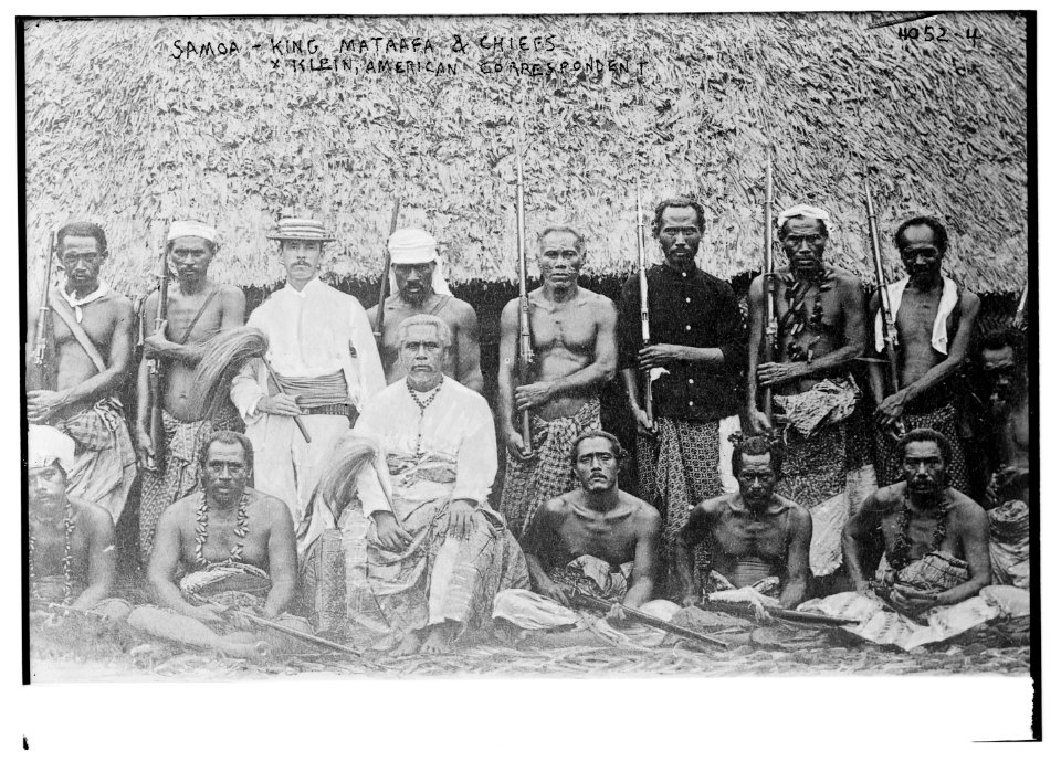 Samoa - King Mataafa & Chiefs, Klein, American correspondent LCCN2014703183