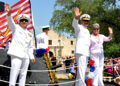 San Antonio Navy Week 2010 100423-N-UR169-130