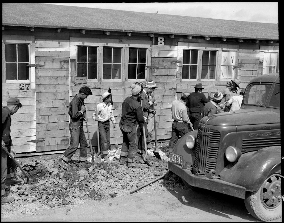 San Bruno, California. Maintenance work, repair and construction is done by volunteer evacuee worke . . . - NARA - 537916