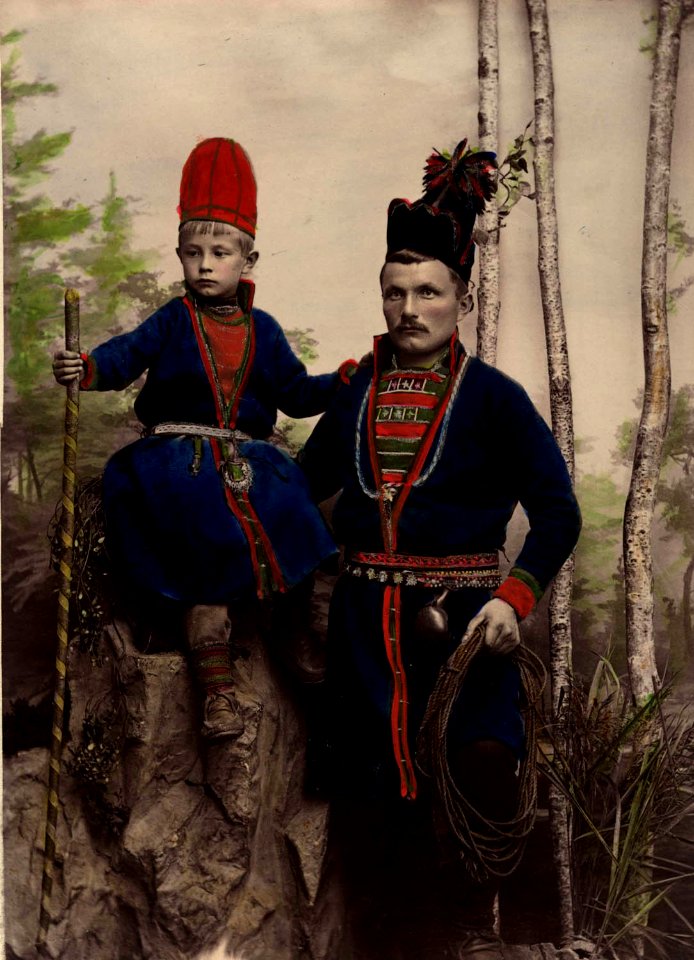 Samisk man med son. Nejla och Mattias Årén, Frostviken Lappland - Nordiska Museet - NMA.0033068